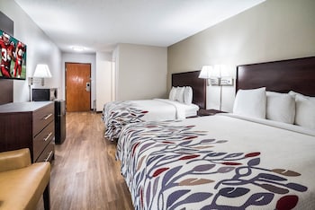 Deluxe Room, 2 Queen Beds (Smoke Free)