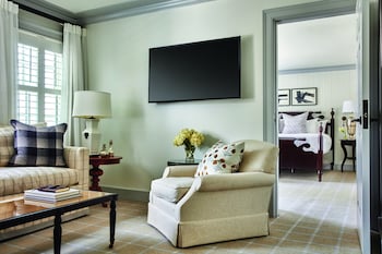 Suite, 1 Bedroom, Garden View