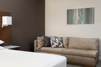 Concierge Room, Room, 1 King Bed with Sofa bed