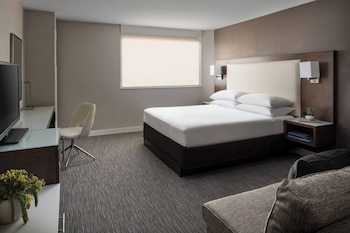 Concierge Room, Room, 1 King Bed with Sofa bed