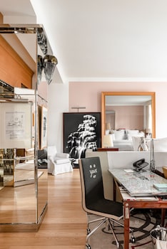 Gallery Suite