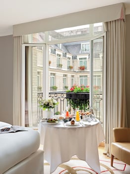 Gallery Suite