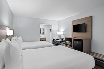 Standard Room, 2 Double Beds, Non Smoking