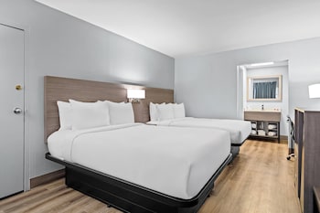Standard Room, 2 Double Beds, Non Smoking