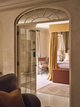 Suite, 1 Bedroom (Garden)