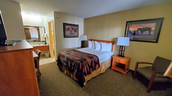 Standard Room, 1 Queen Bed, Non Smoking