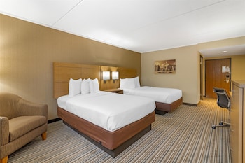 Standard Room, 2 Double Beds, Non Smoking, Refrigerator & Microwave