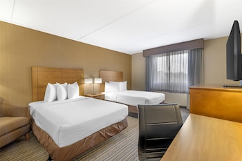 Standard Room, 2 Double Beds, Accessible, Non Smoking