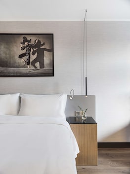 Superior Room, City View