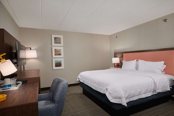 Room, 1 King Bed, Microwave