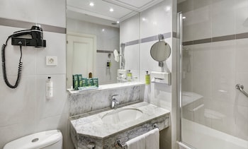 Classic Twin Room