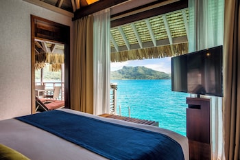 Room, Multiple Beds, Overwater (Bora Bora Island View)