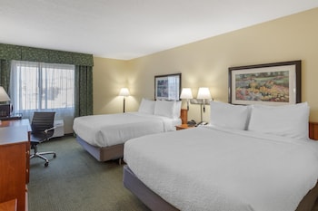 Standard Room, 2 Queen Beds, Non Smoking, Refrigerator & Microwave