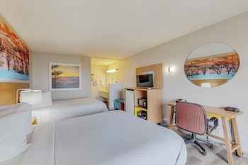Double Room, 2 Double Beds