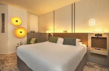 Room (Family)