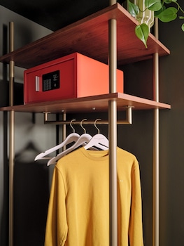 Medium Twin room