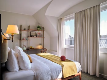 Large room