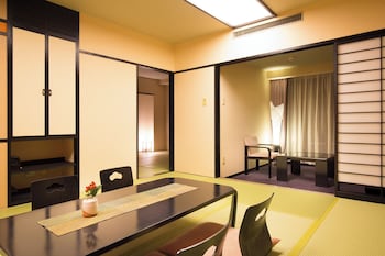 Japanese Deluxe, Main Tower, Non-Smoking, 57sqm