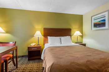 Standard Room, 2 Queen Beds, Non Smoking