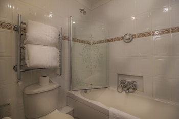 Superior Family Room (3 People)