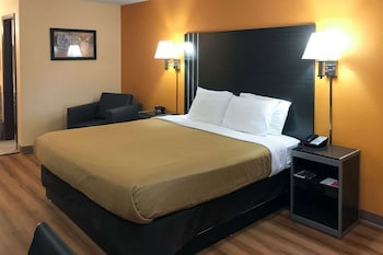 Standard Room, 1 King Bed, Non Smoking