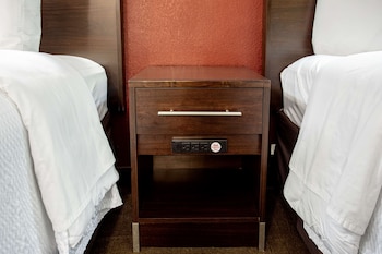 Premium Room, 2 Double Beds (Upgraded Bedding & Snack, Smoke Free)
