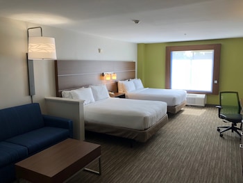 Suite, Multiple Beds