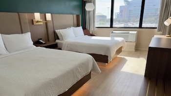 Premium Room, 2 Queen Beds (Stadium Mid View)