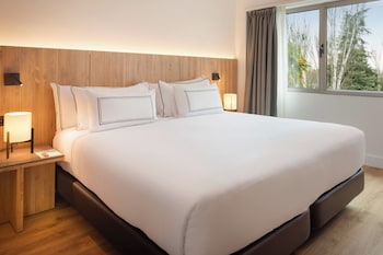 Melia Room
