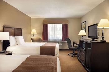 Room, 2 Queen Beds, Accessible, Non Smoking