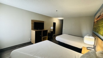 Standard Room, 2 Queen Beds, Non Smoking