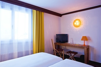 Medium Room