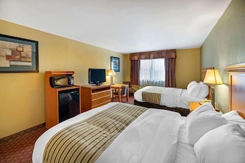 Standard Room, 2 Double Beds, Non Smoking