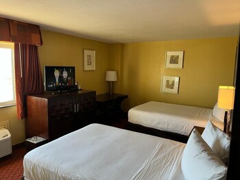 Standard Room, 2 Double Beds, Non Smoking