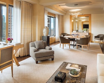 Manhattan Suite