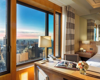 Junior Suite City View Upper Floor