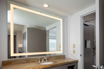 Suite, 2 Queen Beds