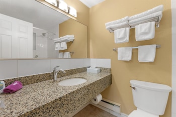 Standard Room, 2 Double Beds, Non Smoking, Refrigerator & Microwave (2nd Floor)