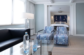 Suite, 1 King Bed