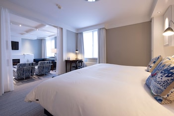 Suite, 1 King Bed