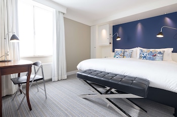 Suite, 1 King Bed
