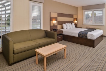 Suite, 1 King Bed, Non Smoking