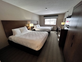 Suite, 2 Queen Beds, Non Smoking