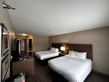 Suite, 2 Queen Beds, Non Smoking
