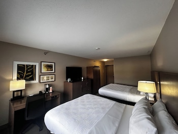 Suite, 2 Queen Beds, Non Smoking
