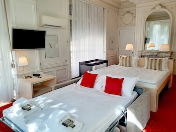 Family Double or Twin Room