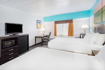 Room, 2 Double Beds, Non Smoking (Pet-Friendly)