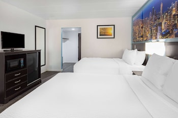 Room, 2 Double Beds, Non Smoking (Pet-Friendly)