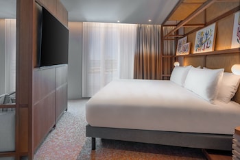 Junior Suite, 1 King Bed