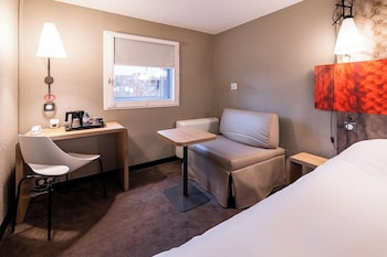 Standard Room, 1 Double Bed with Sofa bed (1 place)